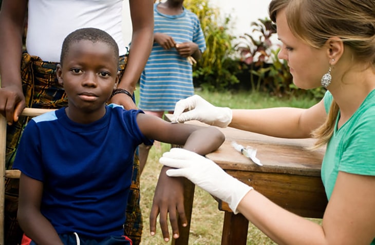 medical volunteer abroad gvi